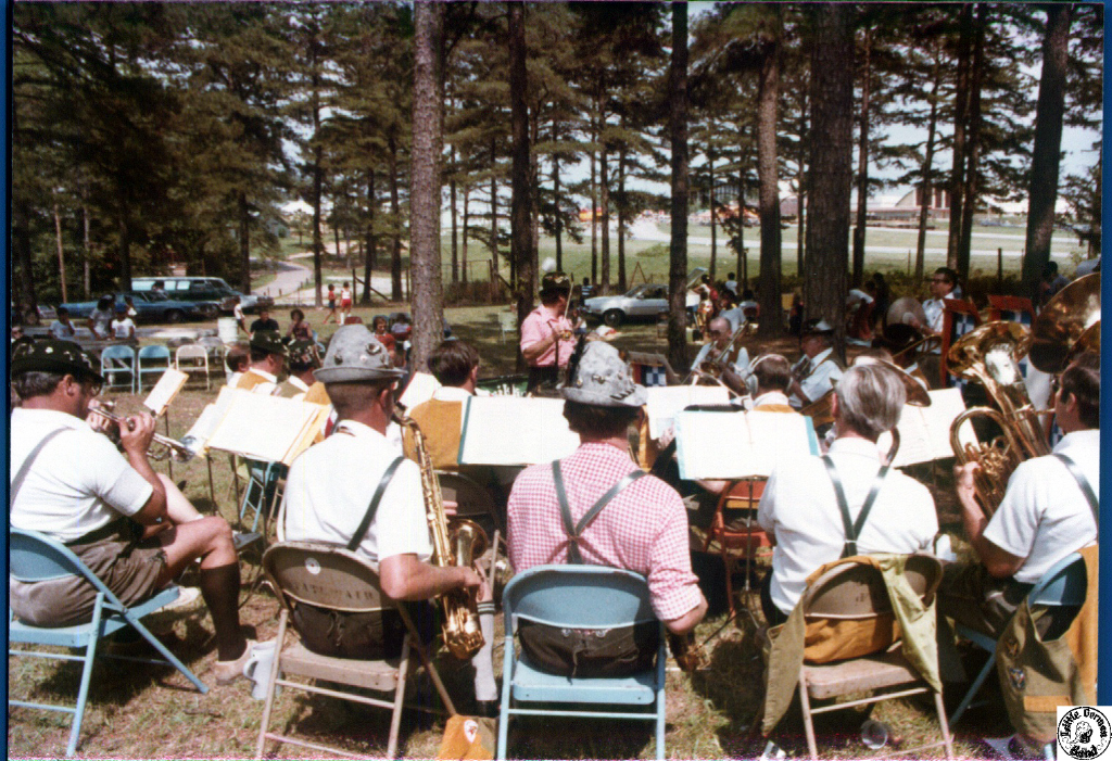 1978 06 10 01 EPA picnic Fairgrounds Youth Center.jpg